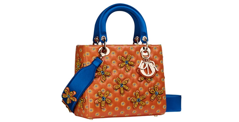 Dior contacta a 10 artistas para personalizar su icónico bolso: Lady Dior Dior contacta a 10 artistas para personalizar su icónico bolso: Lady Dior