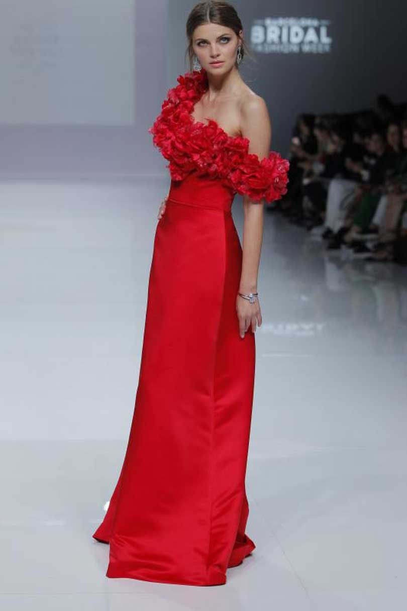 En imágenes: Desfile de Esther Noriega en la Barcelona Bridal Week En imágenes: Desfile de Esther Noriega en la Barcelona Bridal Week