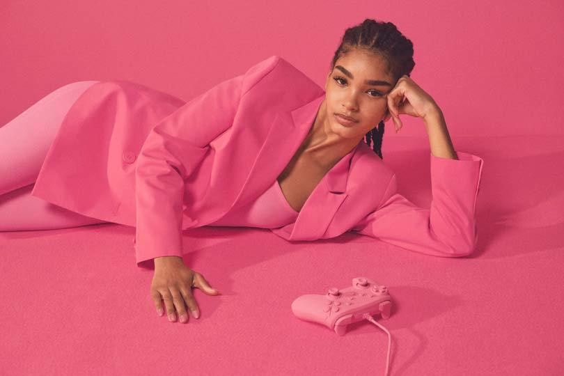 Bershka lanza su nueva colección Pantone Bershka lanza su nueva colección Pantone