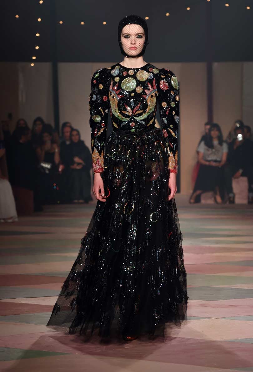 Dior presenta una colección "cápsula" en su primer desfile en Dubai Dior presenta una colección "cápsula" en su primer desfile en Dubai