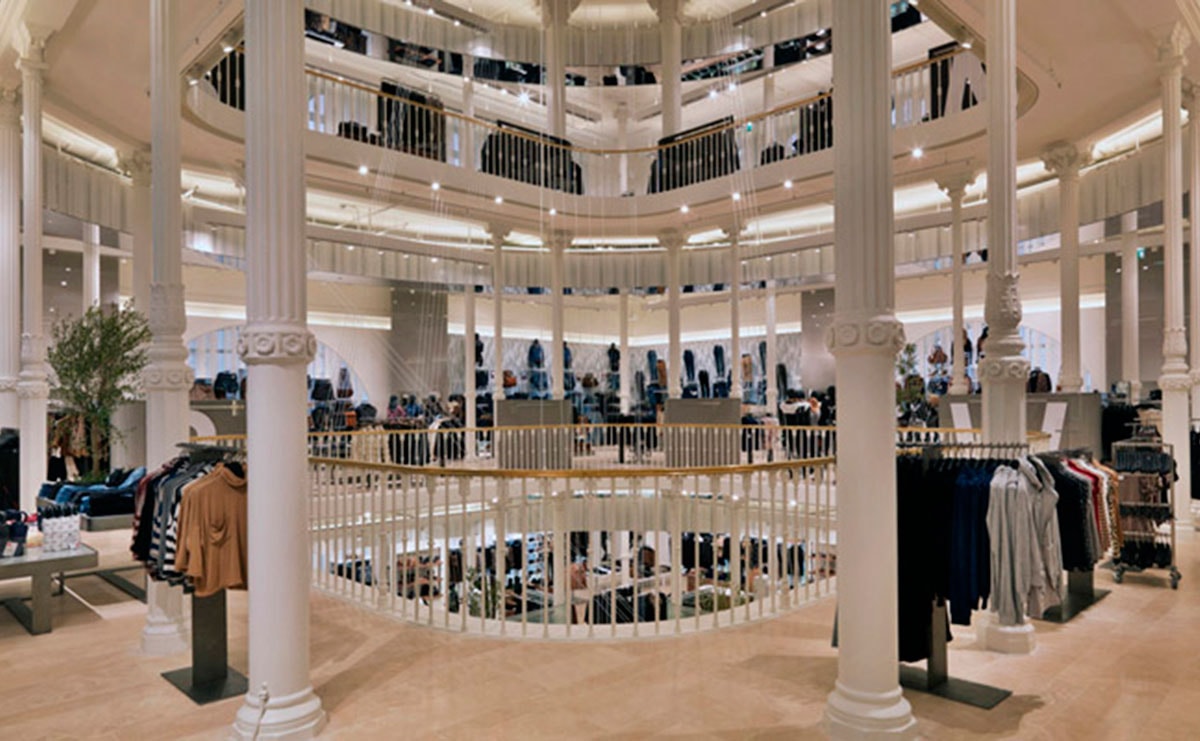 Kider entra en el capital del Grupo Caamaño, socio de referencia de Inditex Kider entra en el capital del Grupo Caamaño, socio de referencia de Inditex