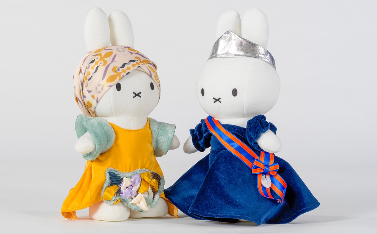 En imágenes: Estudiantes de moda diseñan nuevos looks para el cumpleaños número 65 de Miffy En imágenes: Estudiantes de moda diseñan nuevos looks para el cumpleaños número 65 de Miffy
