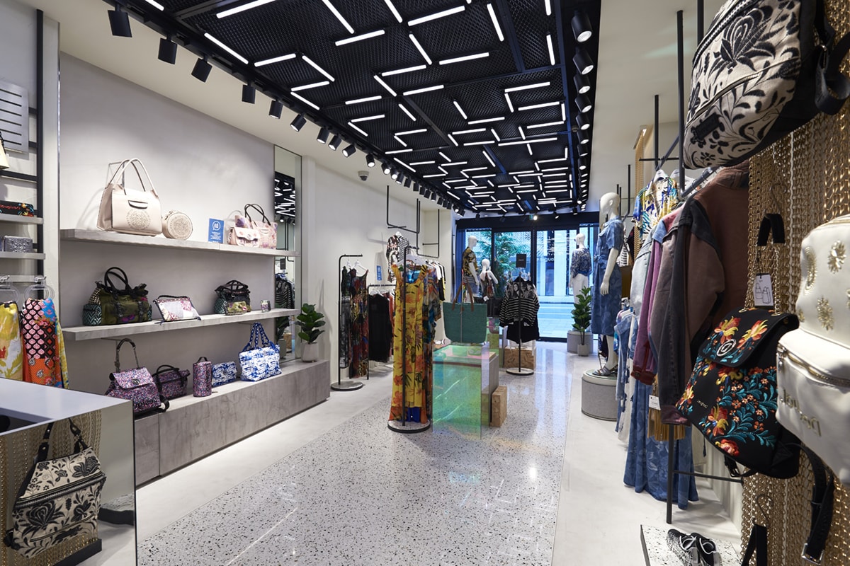 Desigual se consolida en Japón con una nueva flagship store en Tokio Desigual se consolida en Japón con una nueva flagship store en Tokio