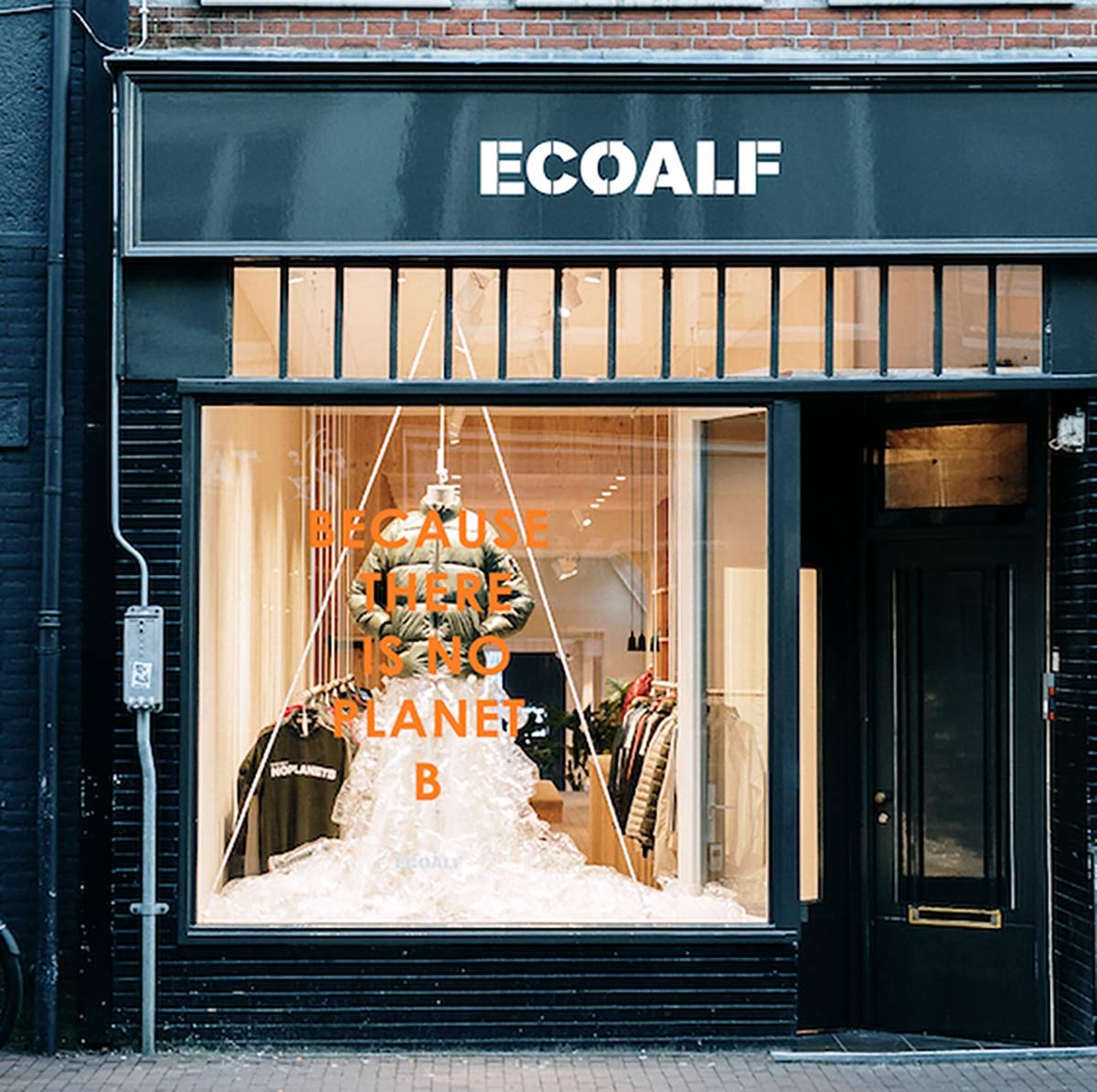 Ecoalf cierra su tienda de los Países Bajos Ecoalf cierra su tienda de los Países Bajos
