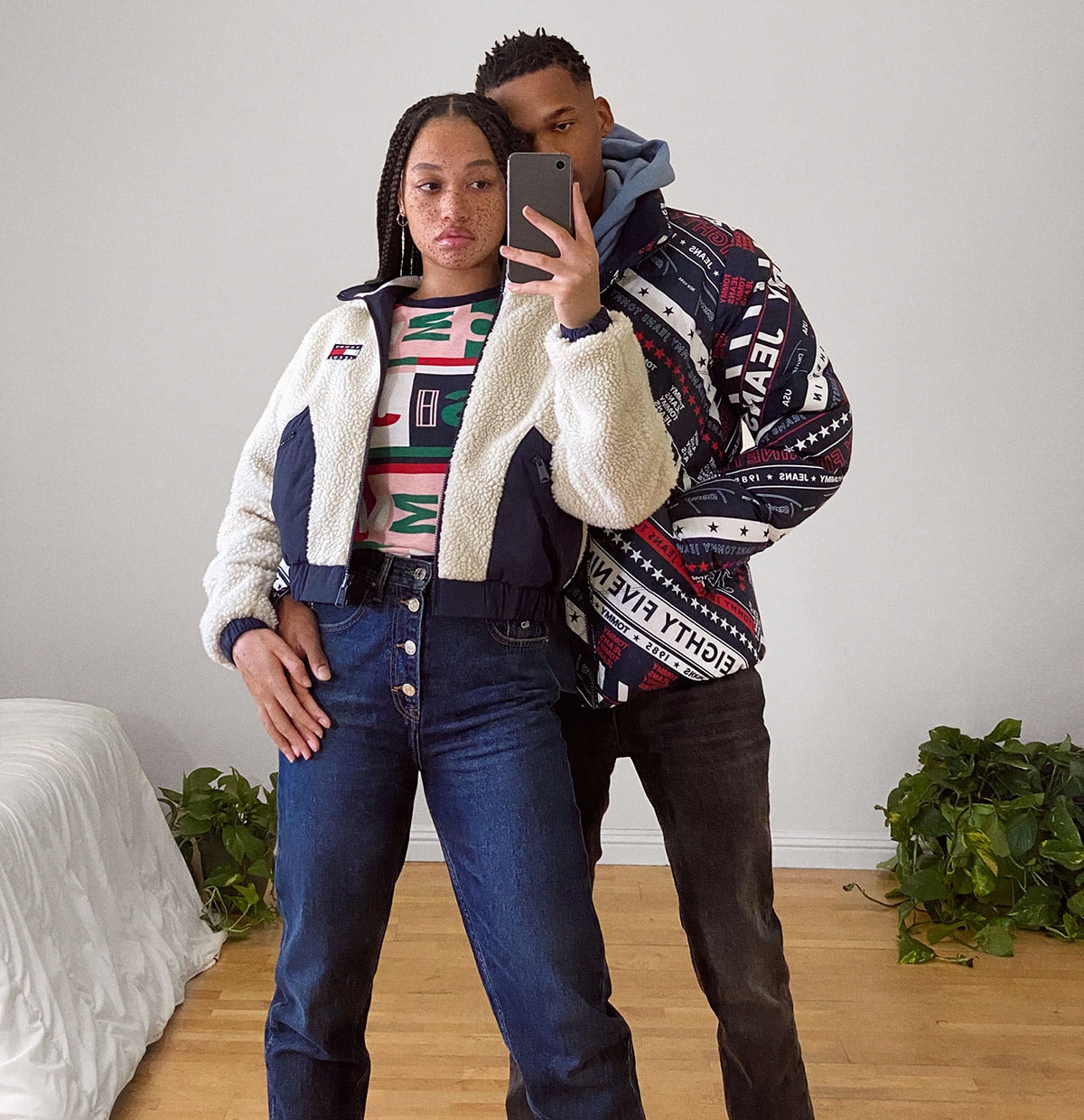 Tommy Jeans conquista la nueva temporada con denim 100 por 100 reciclado Tommy Jeans conquista la nueva temporada con denim 100 por 100 reciclado